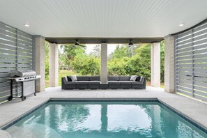 A heated pool - (21) New Build,  Private Pool, Elevator, Short bike or drive to Beach (Hilton Head Island)