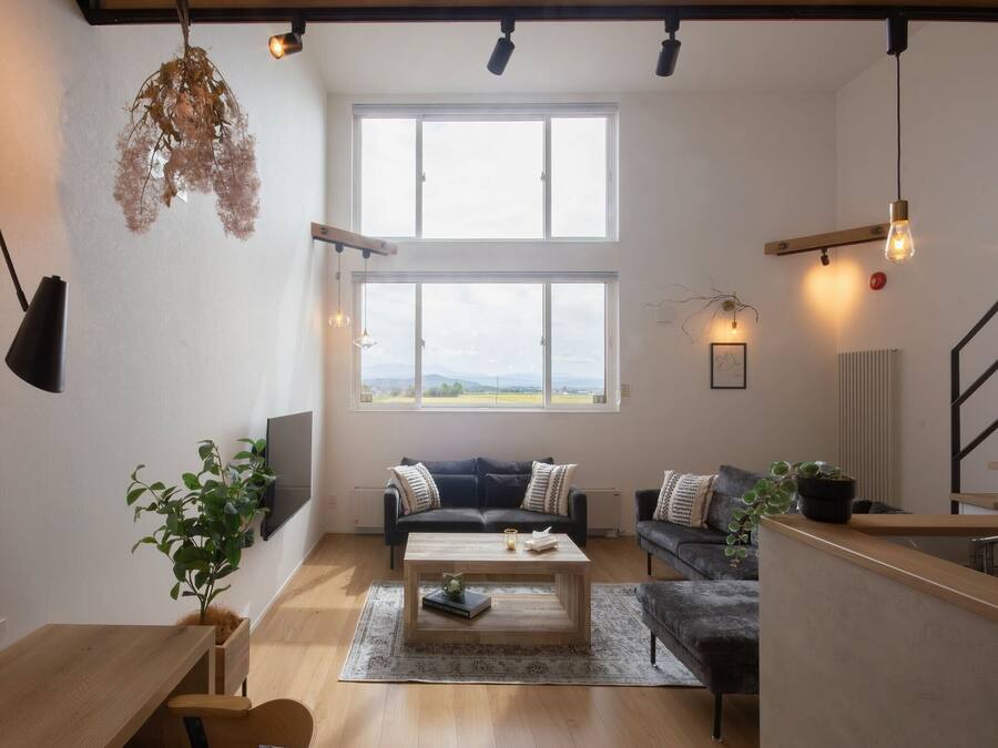 Panoramic Room, Non Smoking (3) | Living area | Flat-screen TV, offices