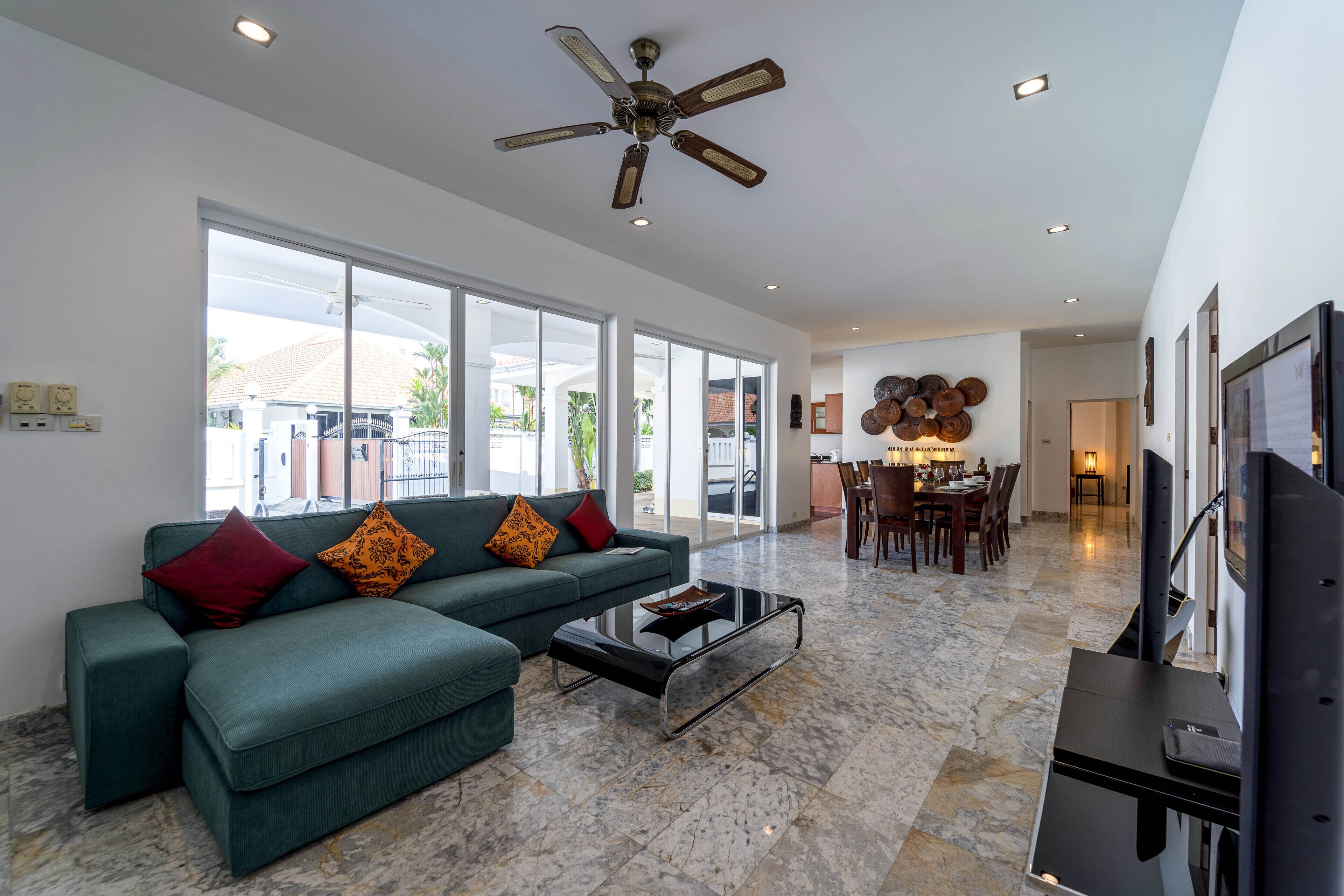 Comfort Villa | Living area