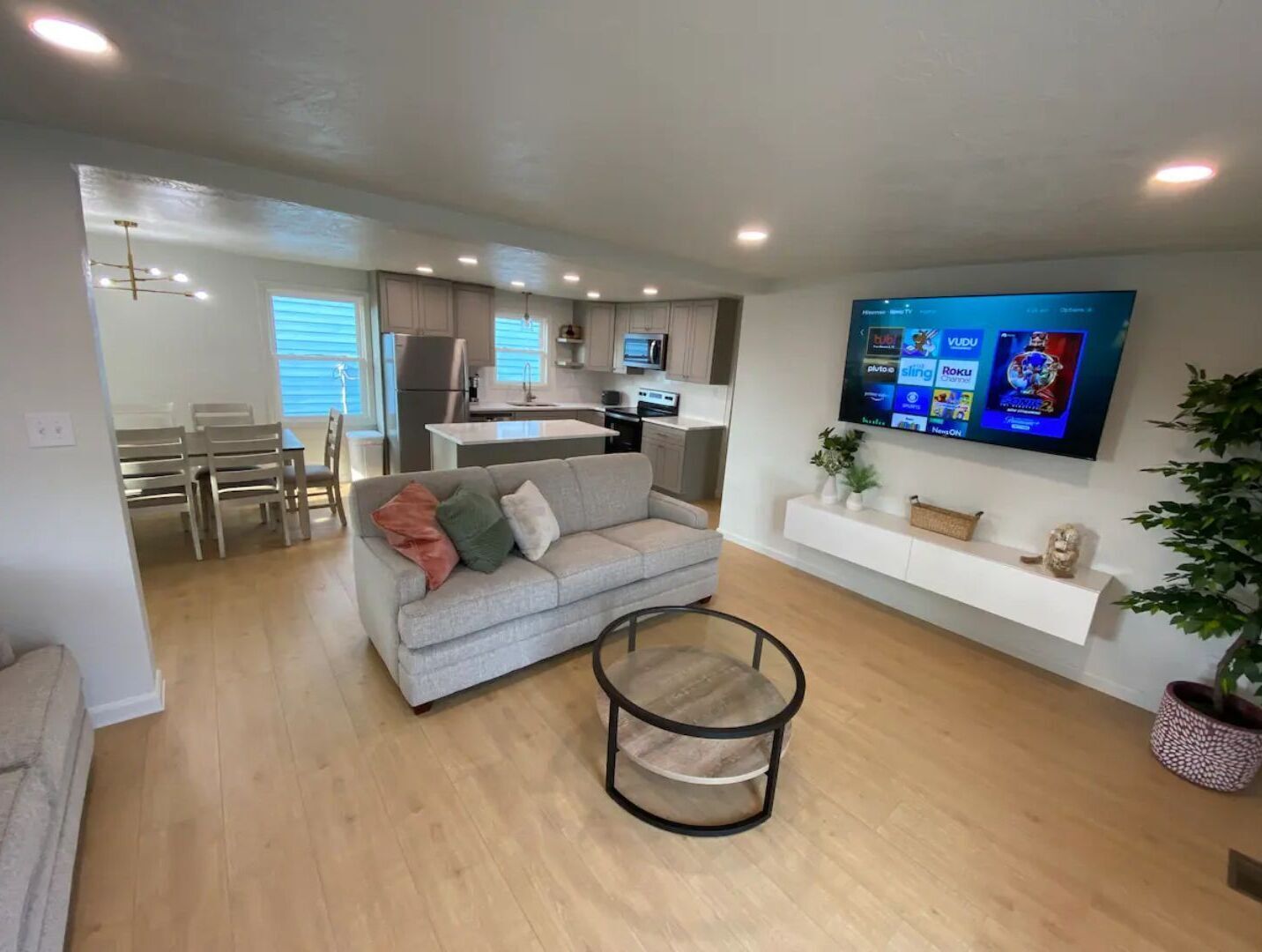 Oceanside house in Avon