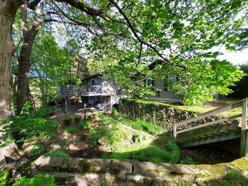 Lake Freeman house w/boat dock... Minutes from Indiana Beach/Lake Shafer