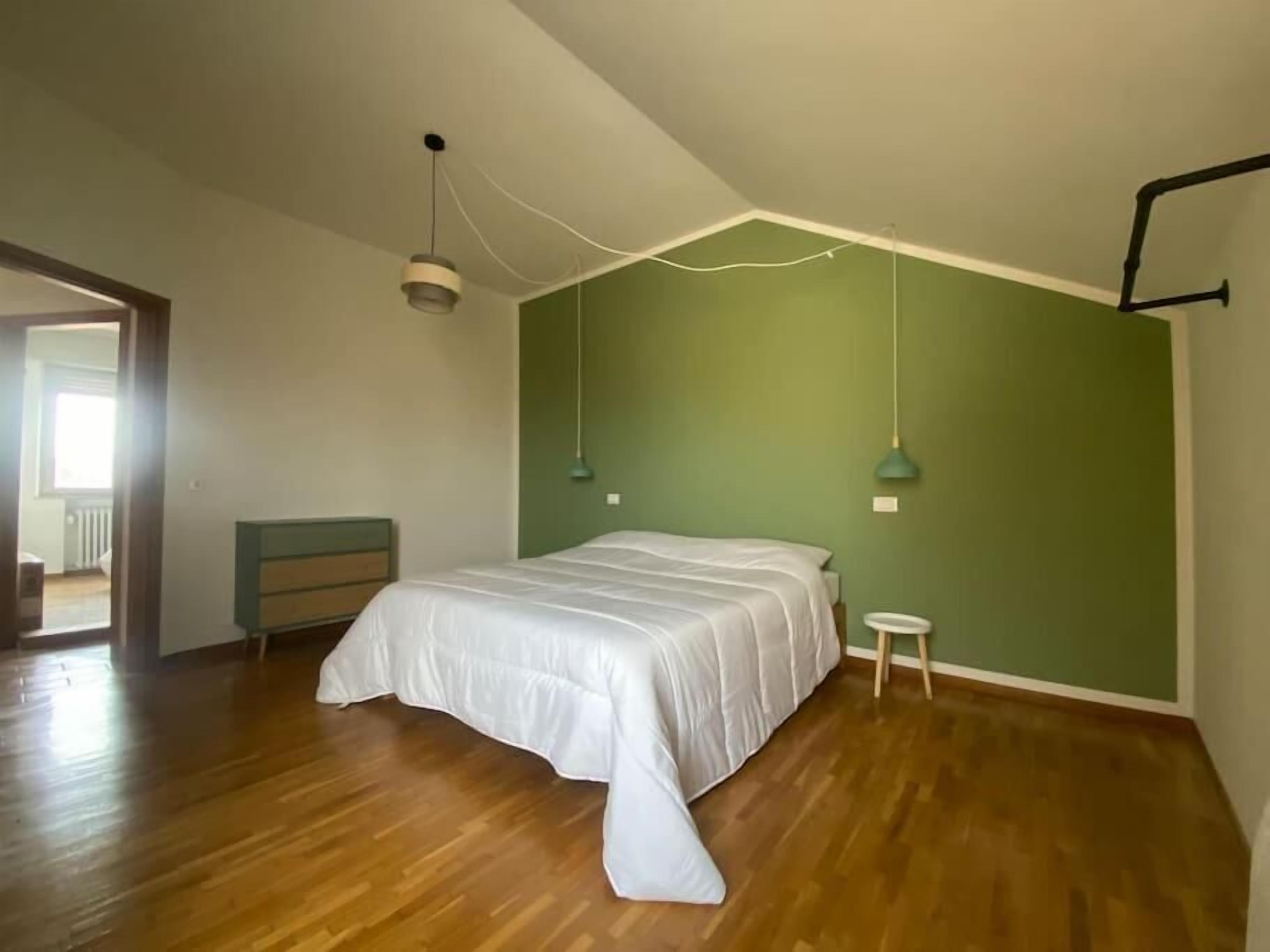 2 bedrooms, internet