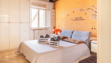 1 bedroom, iron/ironing board, internet