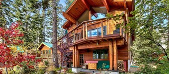 Stunning family-friendly home with private hot tub, fireplace & lake views