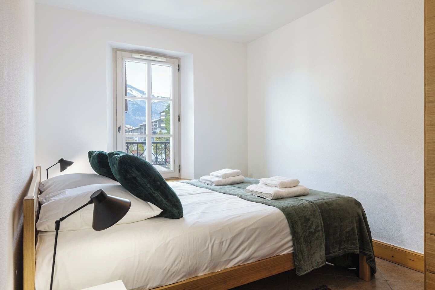 2 slaapkamers, een strijkplank/strijkijzer, wifi, beddengoed