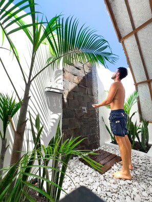 Free toiletries, hair dryer, towels - CAMILLA RESORT (Gili Air)