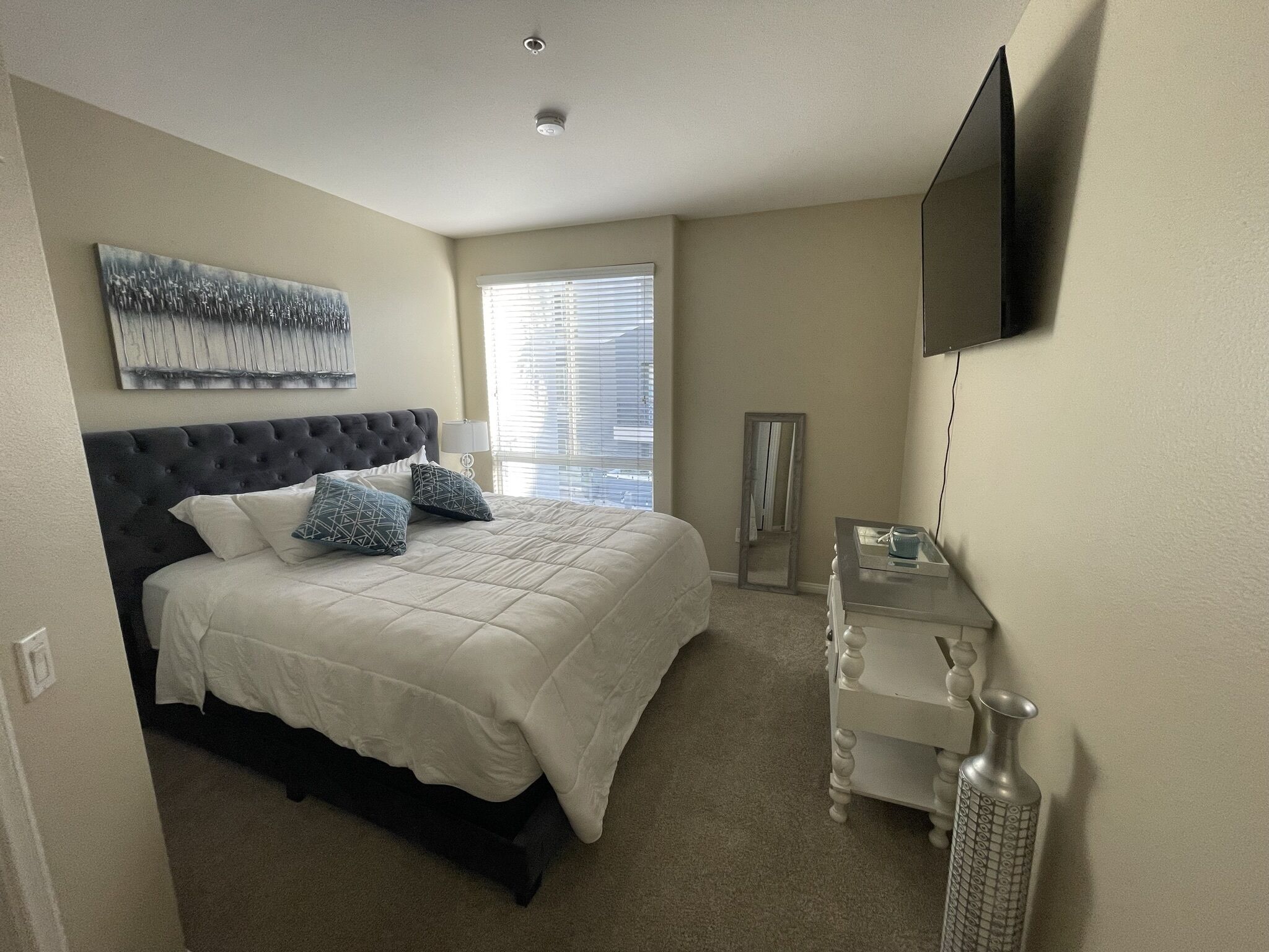 2 bedroom in Marina Del Rey-less than 10 mins from Venice beach!