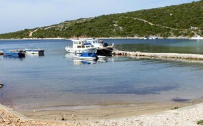 Apartment, 2 Bedrooms, Smoking, Patio | Beach