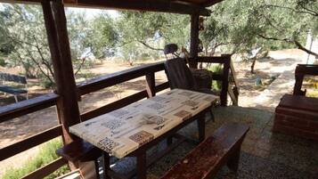 アパートメント 2 ベッドルーム 喫煙可 パティオ | 施設の敷地