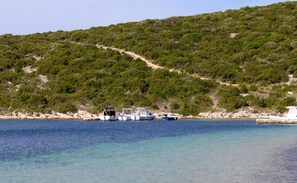 Apartment, 2 Bedrooms, Smoking, Patio | Beach