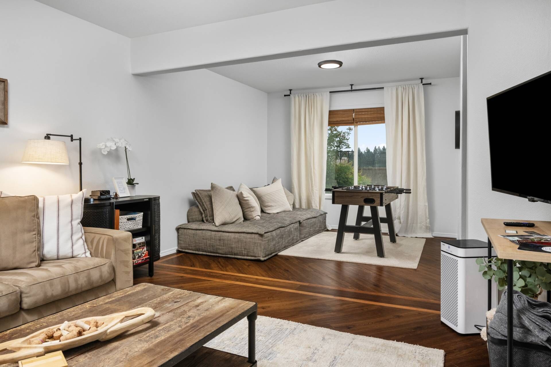 Wonderful Wine Country Location, Pet Friendly, Fully Fenced Backyard, 1/2 Mile From Downtown Dundee