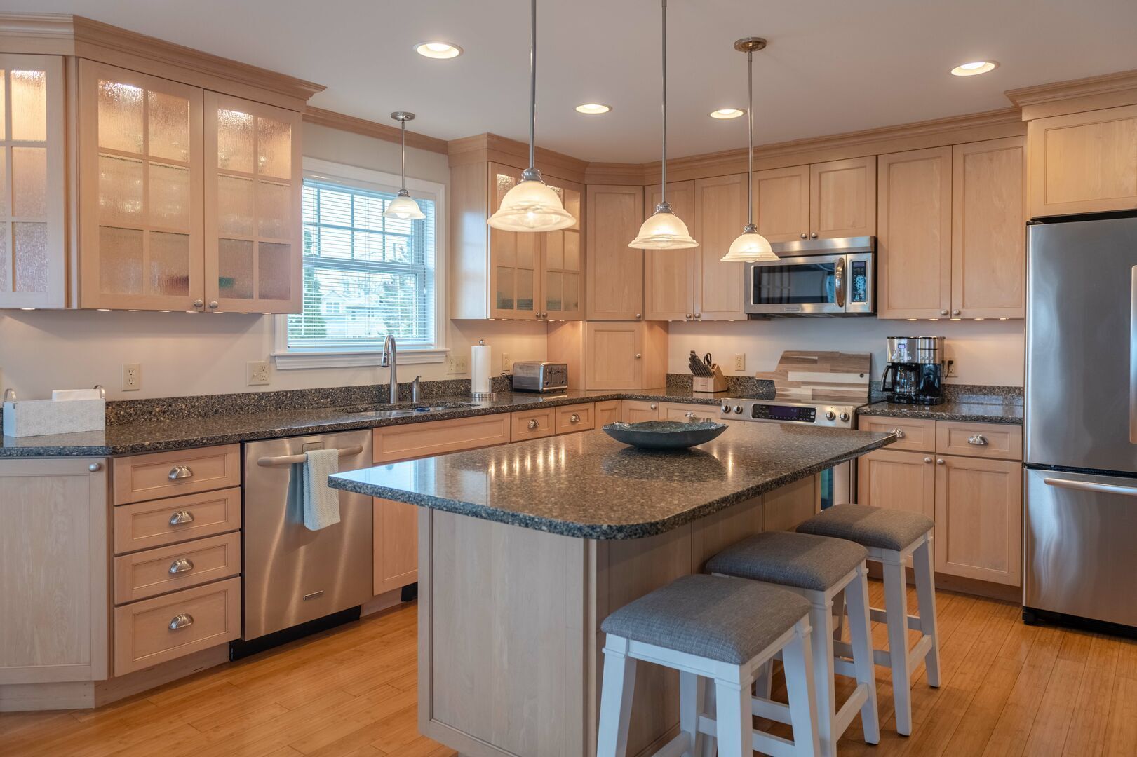 New Great Island Listing-2BR 2 Baths, sleeps 6, outdoor shower