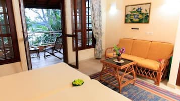 Deluxe Double Room, Balcony | Bed sheets