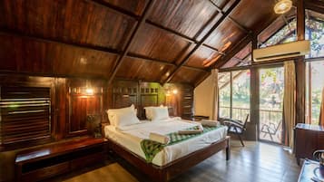 Deluxe Double Room | Bed sheets
