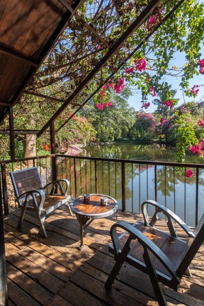 Habitación Deluxe doble | Terraza o patio