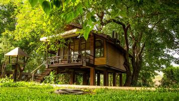 Classic Double Room | Bed sheets