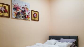 3 室のベッドルーム、WiFi