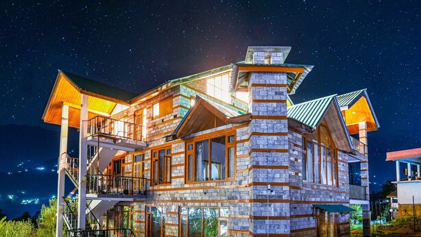 Front of property - Fursat - Boutique Stays (Kullu)