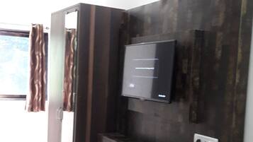 Habitación familiar | Camas con efecto memoria, wifi gratis y ropa de cama