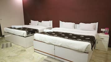 Habitación familiar | Camas con efecto memoria, wifi gratis y ropa de cama