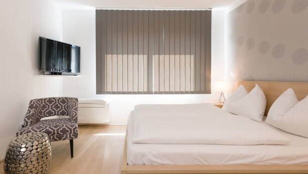 1 bedroom, desk, iron/ironing board, WiFi - Opera Apartment Top 13 - Christian Apartments (Vienna)