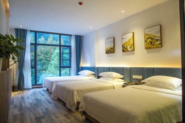 Room - Dongxiju Guesthouse (Zhangjiajie)