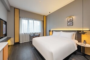 Superior Double Room | Premium bedding, down duvets, free minibar, desk - UrCove by Hyatt Shanghai Jinqiao Center (Shanghai)