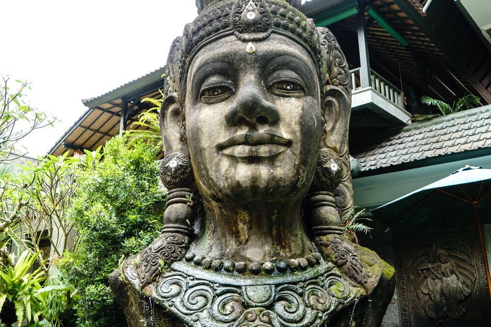 Huts Rock Ubud