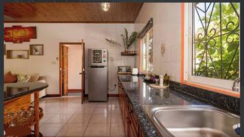Villa, 1 camera da letto, fumatori, balcone | Interni