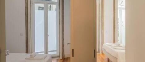 2 sovrum, strykjärn/strykbräda, wi-fi och sängkläder