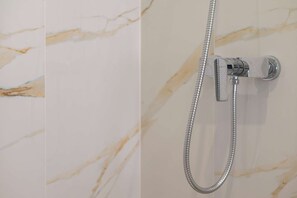 Dusche, Haartrockner