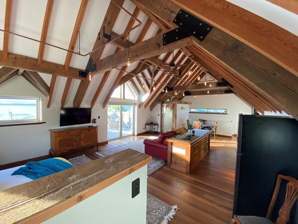 TV connectée, cheminée