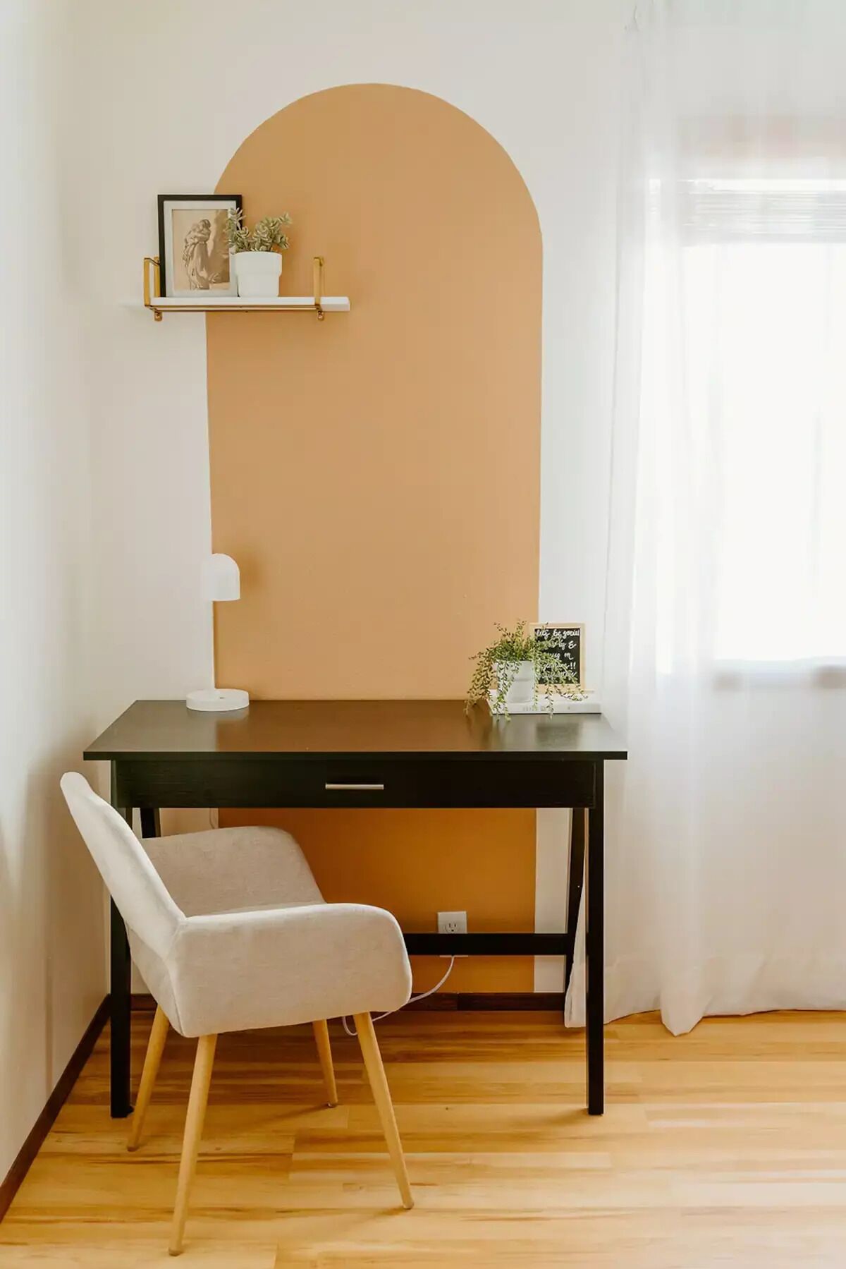 Bluff Cottage - Waterfront home near Olympic National Park