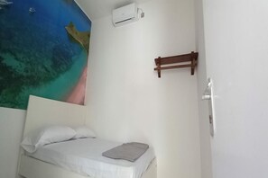 Standard Single Room | Desk, free WiFi, bed sheets - OYO 90974 Homestay Golo Koe Sejahtera (Labuan Bajo)