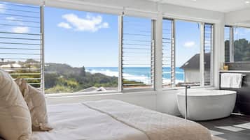 5 bedrooms, iron/ironing board, free WiFi, bed sheets