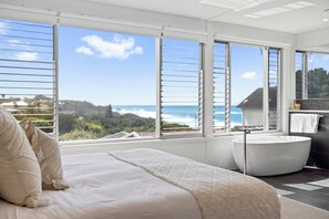 5 bedrooms, iron/ironing board, free WiFi, bed sheets