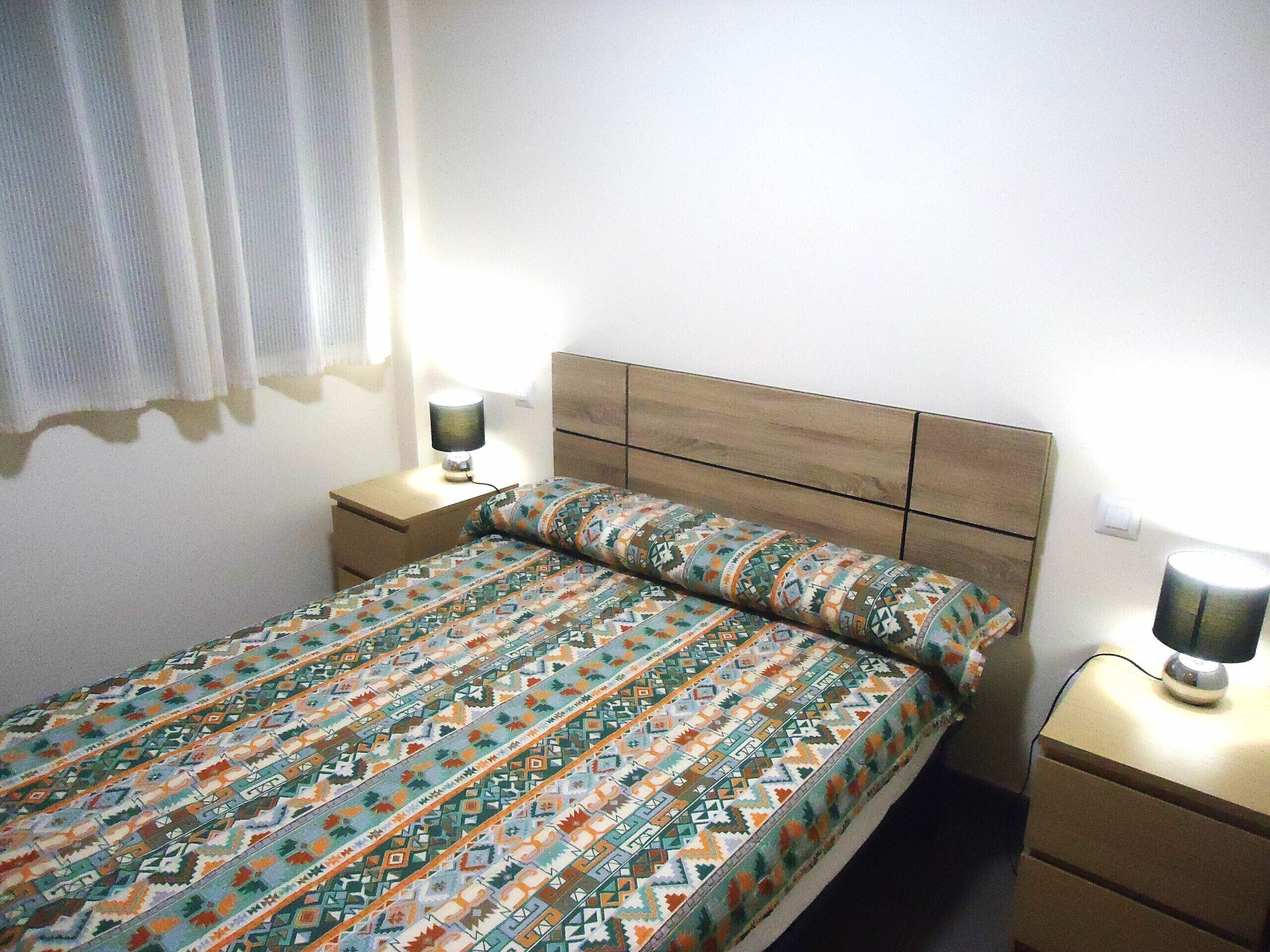 2 chambres, fer et planche à repasser, draps fournis