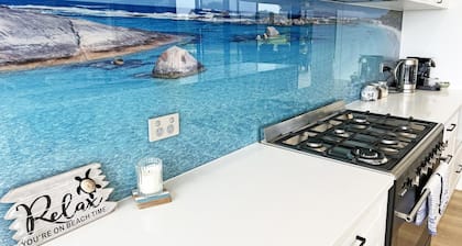 Kwoorabup Views: Luxury home with inlet views