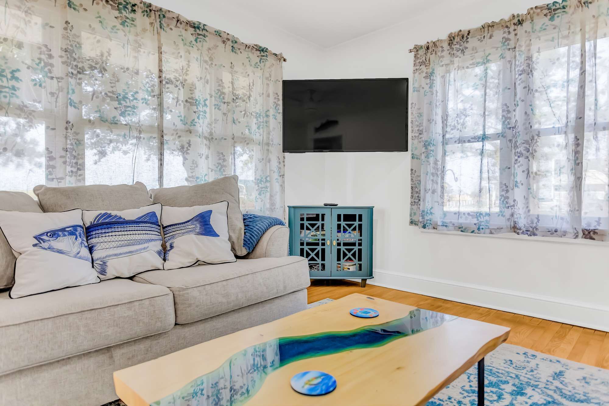 The Sportman's Cottage House- Perfect for relation, fun and enjoying beautiful views