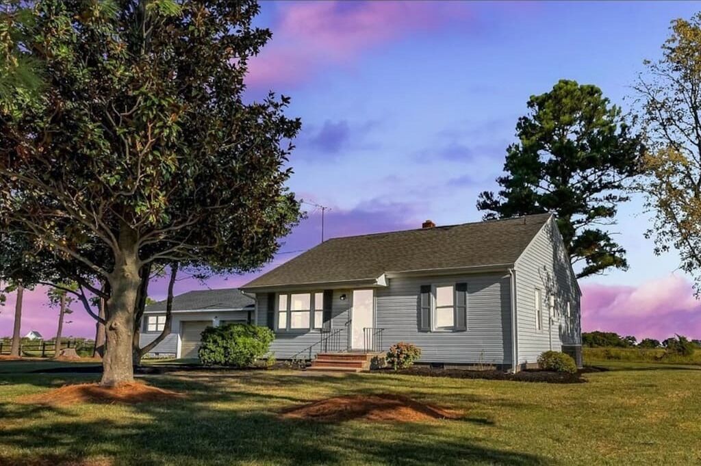 The Sportman's Cottage House- Perfect for relation, fun and enjoying beautiful views