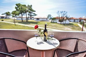 Free WiFi, bed sheets - Ada Bojana - FKK island (Ulcinj)