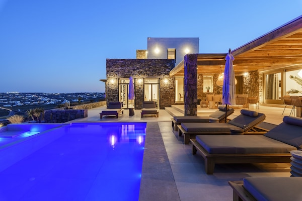 Exclusieve villa | Woonruimte | Een printer
