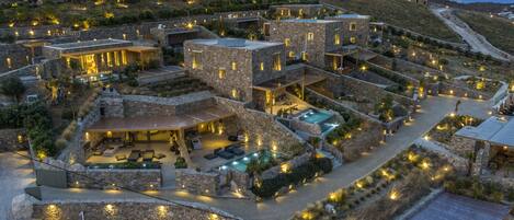 Fachada da propriedade