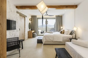 Junior Suite | Egyptian cotton sheets, premium bedding, down comforters, pillowtop beds - Nasta Suites & Villas Intentional Living Mykonos (Mykonos)