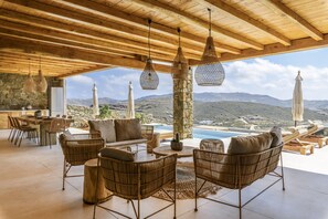 Exclusive Villa | Living area | Printers - Nasta Suites & Villas Intentional Living Mykonos (Mykonos)