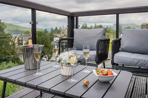 Highly popular holiday home in a prime location overlooking Lake Windermere