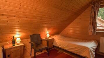 Nhà, 2 phòng ngủ, sân hiên | 2 phòng ngủ