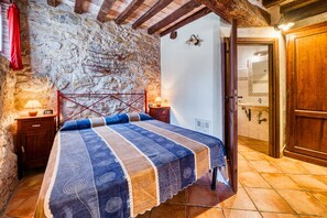 1 soverom, wi-fi (inkludert) og sengetøy