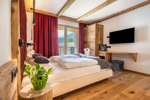 2 chambres, fer et planche à repasser, accès au Wi-Fi (inclus)