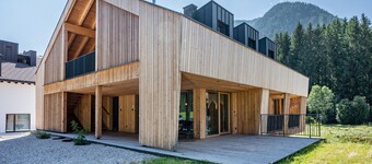 Chalet "Dolomites Villa Anita" avec vue sur les montagnes, terrasse privée et Wi-Fi